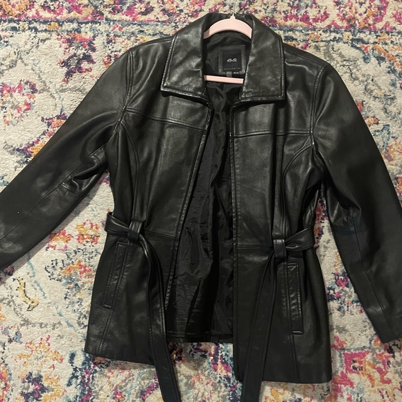 Black leather jacket in perfect condition - Picture 3 of 3
